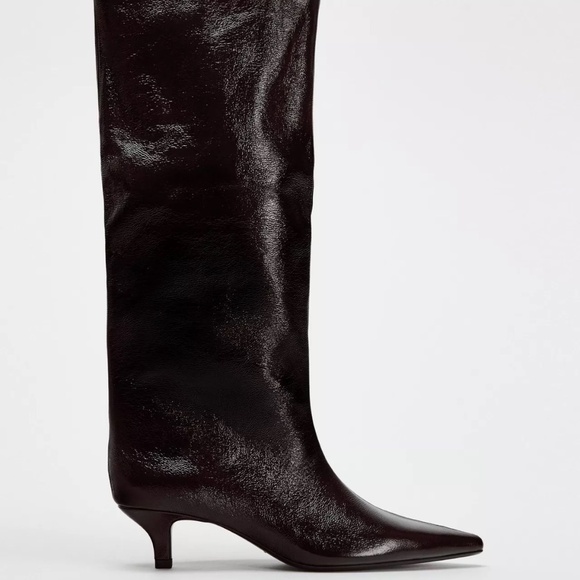 Cute Burgundy Boots - Picture 1 of 1
